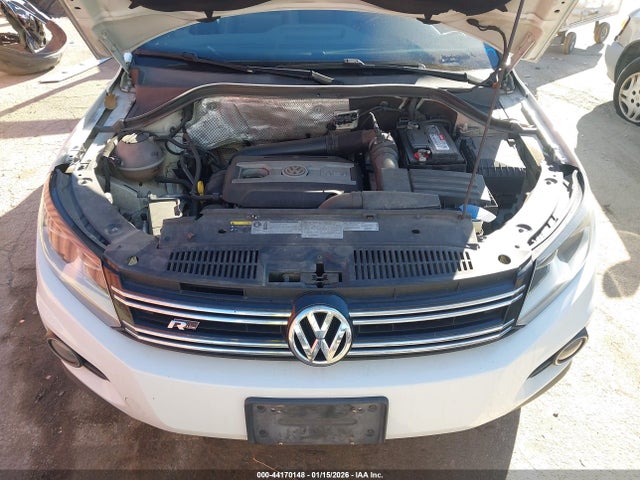 WVGAV7AX4GW096602 Volkswagen Tiguan R-line