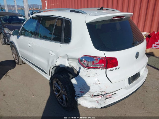 WVGAV7AX4GW096602 Volkswagen Tiguan R-line