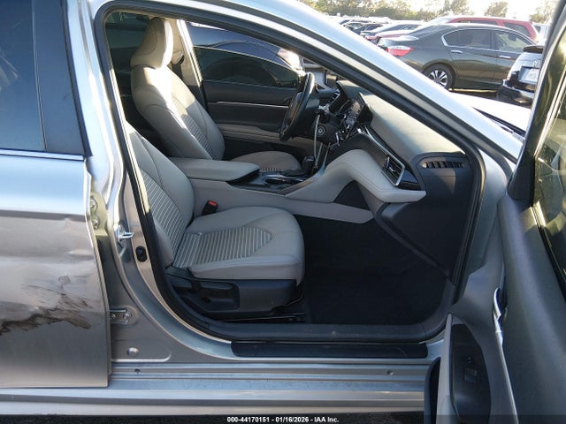 4T1G11AK1NU699832 Toyota CAMRY SE