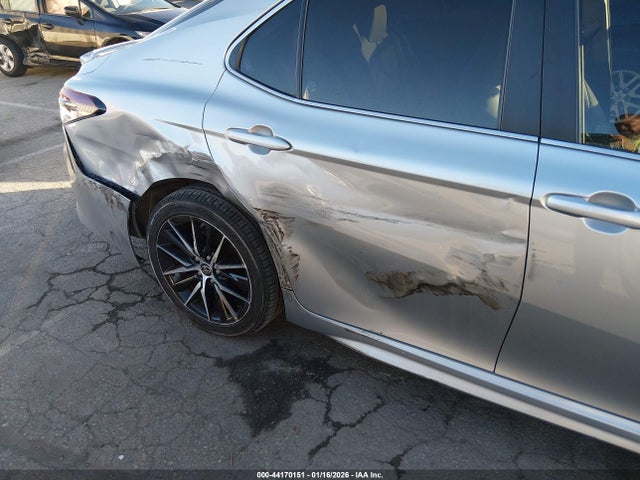 4T1G11AK1NU699832 Toyota CAMRY SE