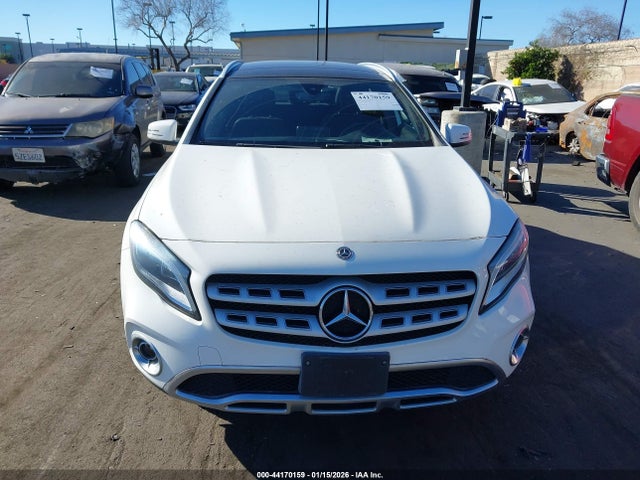 WDCTG4EB2KJ550382 Mercedes-Benz GLA 250