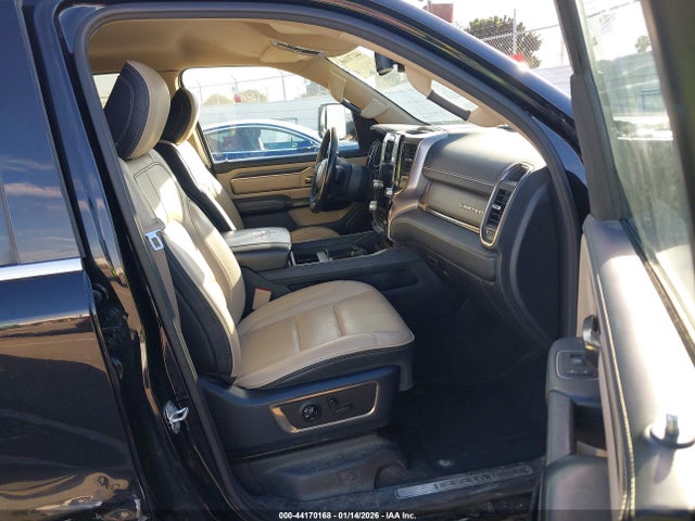 2020 RAM 1500 1C6SRFHT4LN393855 Photo 4