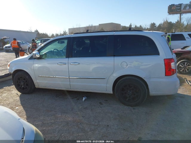 Aukcja sprzedaży 2016 Chrysler Town & Country Touring-l Anniversary Edition, vin: 2C4RC1CG7GR149356, numer aukcji: 44170170