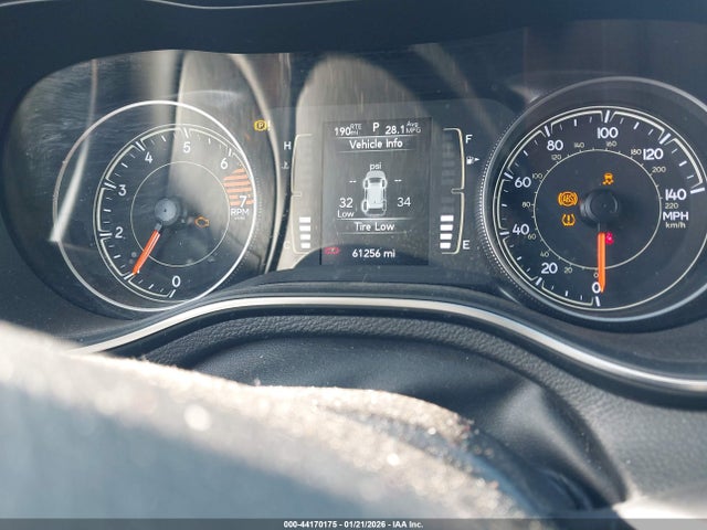 Продажа на аукционе авто 2020 Jeep Cherokee Latitude Plus 4x4, vin: 1C4PJMLB5LD585252, номер лота: 44170175
