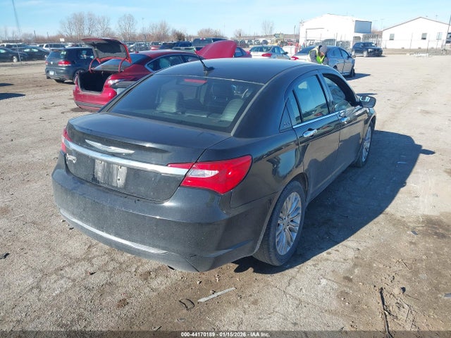 2012 Chrysler 200 Limited მანქანა იყიდება აუქციონზე, vin: 1C3CCBCG5CN144907, აუქციონის ნომერი: 44170189