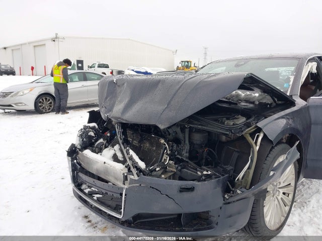 2015 AUDI A8 WAUJGAFDXFN038649 Photo 5