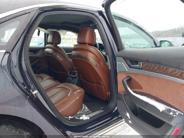 2015 AUDI A8 WAUJGAFDXFN038649 Photo 7