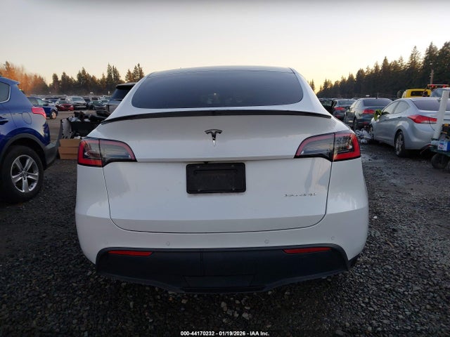 2021 Tesla Model Y Long Range Dual Motor All-wheel Drive მანქანა იყიდება აუქციონზე, vin: 5YJYGDEEXMF095166, აუქციონის ნომერი: 44170232