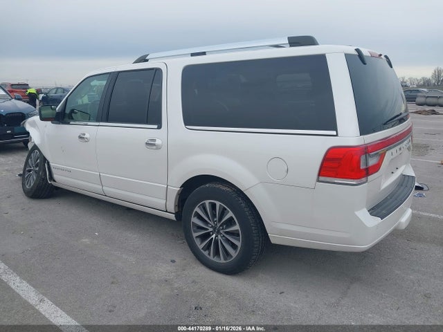 2015 LINCOLN NAVIGATOR L 5LMJJ3JT9FEJ05376 Photo 2