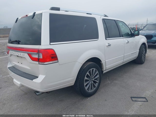 2015 LINCOLN NAVIGATOR L 5LMJJ3JT9FEJ05376 Photo 3