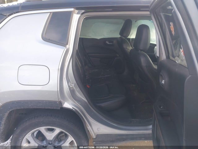 Jeep Compass Limited 4x4 2018 3C4NJDCB0JT143994 Image 8