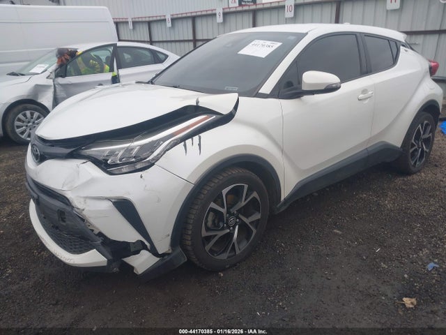 JTNKHMBX2M1099077 Toyota C-HR XLE