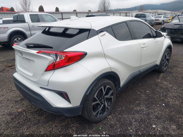 JTNKHMBX2M1099077 Toyota C-HR XLE