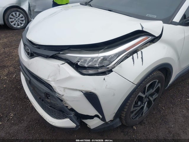 JTNKHMBX2M1099077 Toyota C-HR XLE