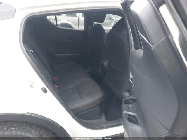 JTNKHMBX2M1099077 Toyota C-HR XLE