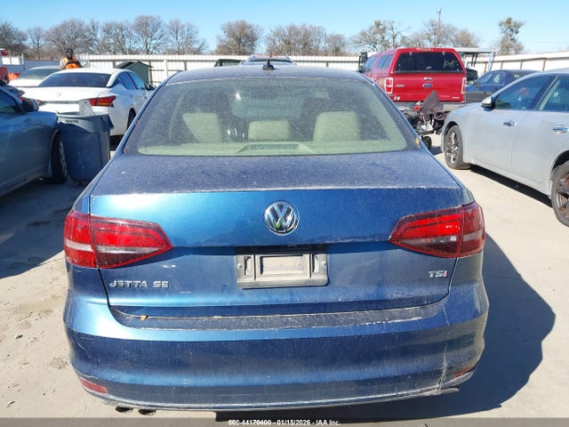 Auction sale of the 2017 Volkswagen Jetta 1.4t Se, vin: 3VWDB7AJ5HM261769, lot number: 44170400