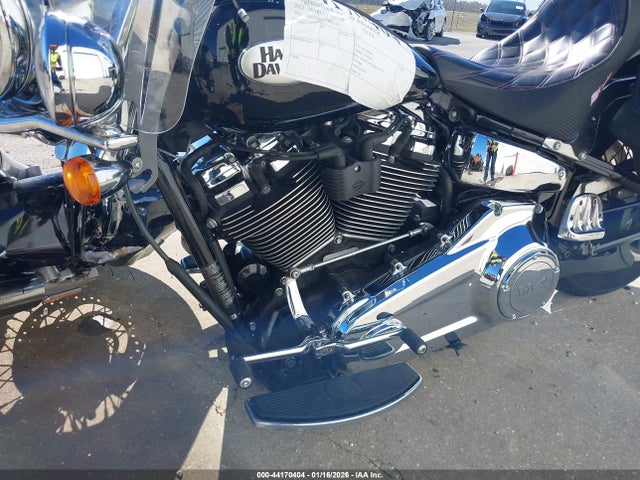 2023 HARLEY-DAVIDSON FLHCS 1HD1YBK17PB041219 Photo 8