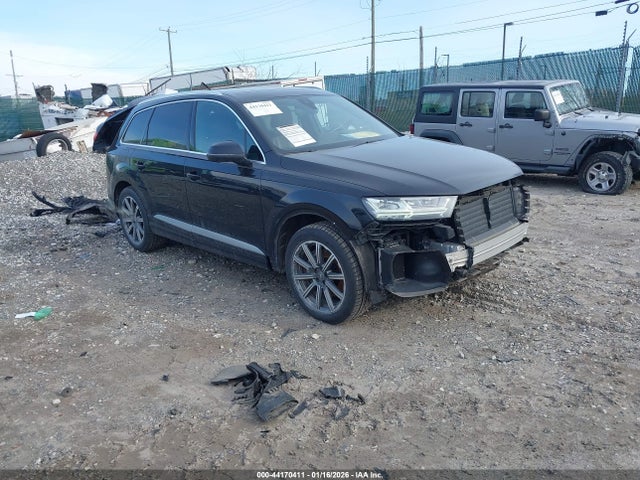 2019 AUDI Q7 WA1LAAF75KD003082 Photo 0