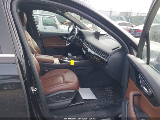 2019 AUDI Q7 WA1LAAF75KD003082 Photo 4