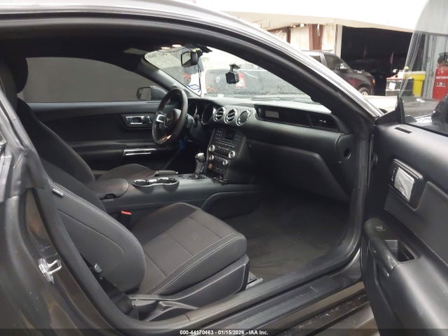 Ford Mustang V6 2017 1FA6P8AM3H5291295 Image 5