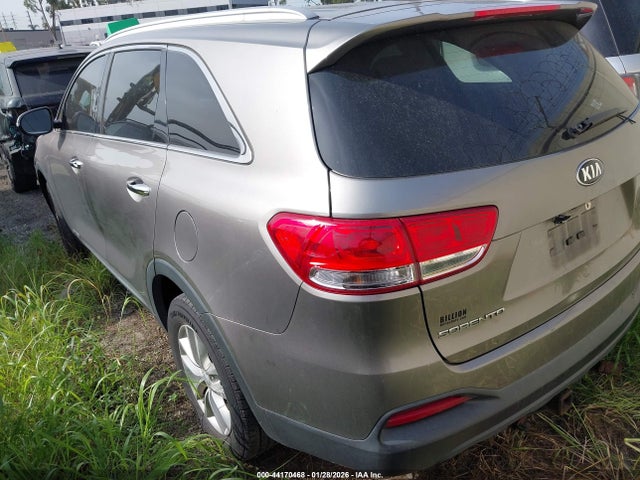 5XYPGDA54JG373419 KIA Sorento 3.3l Lx
