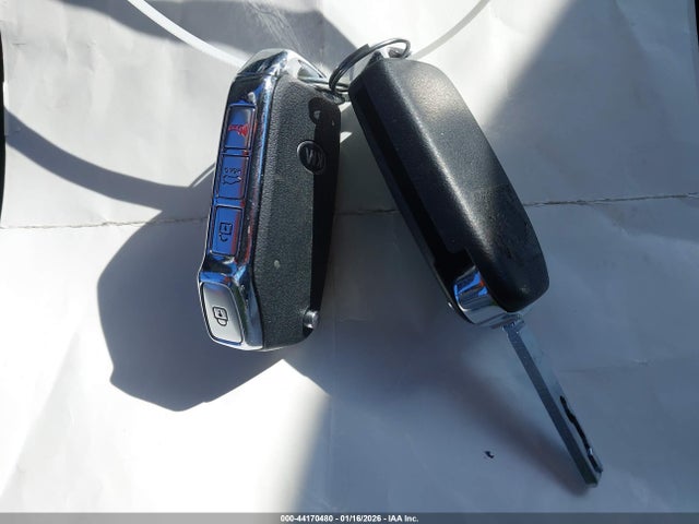 3KPF24AD6ME398423 KIA Forte Lxs