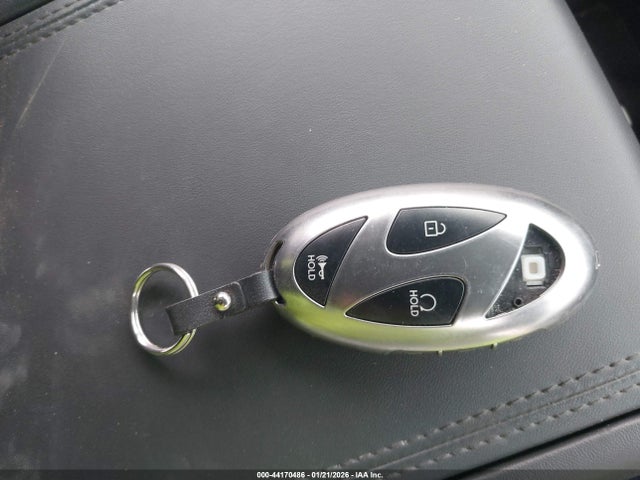 5NMP54GL5SH073942 Hyundai Santa Fe Calligraphy