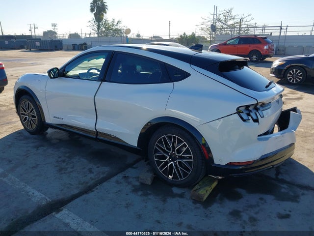3FMTK3R70RMA47009 Ford Mustang Mach-e Premium