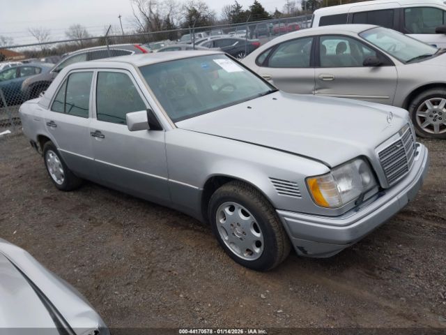 1995 MERCEDES-BENZ E WDBEB31E3SC204898