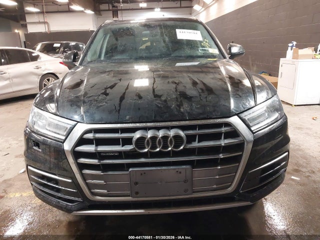2018 Audi Q5 2.0t Premium/2.0t Tech Premium მანქანა იყიდება აუქციონზე, vin: WA1ANAFY5J2051339, აუქციონის ნომერი: 44170581