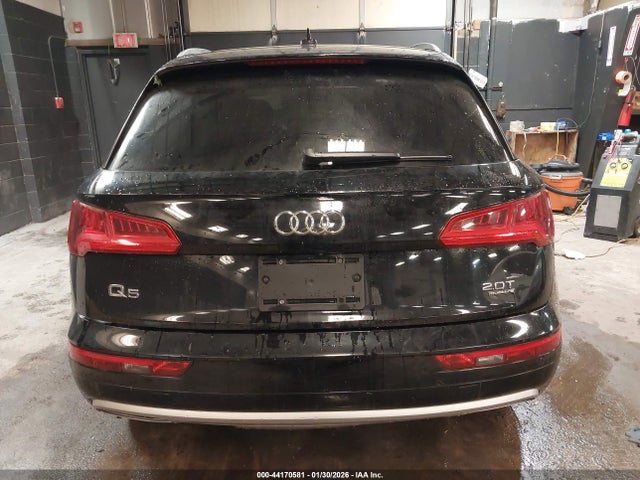 2018 Audi Q5 2.0t Premium/2.0t Tech Premium მანქანა იყიდება აუქციონზე, vin: WA1ANAFY5J2051339, აუქციონის ნომერი: 44170581