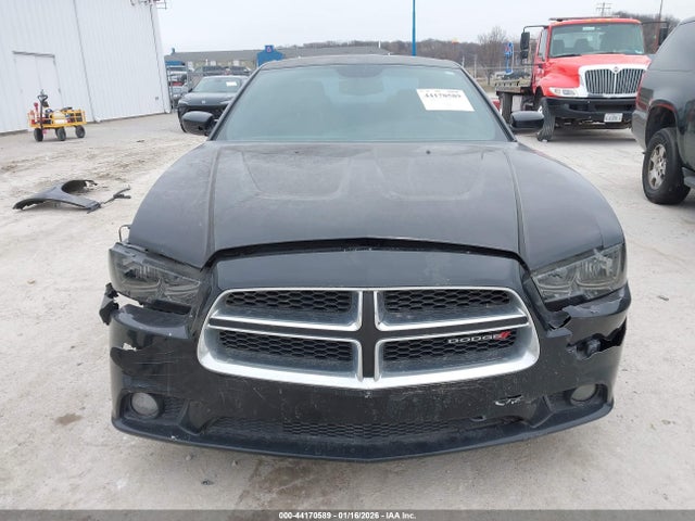 2013 Dodge Charger Sxt მანქანა იყიდება აუქციონზე, vin: 2C3CDXHGXDH526427, აუქციონის ნომერი: 44170589