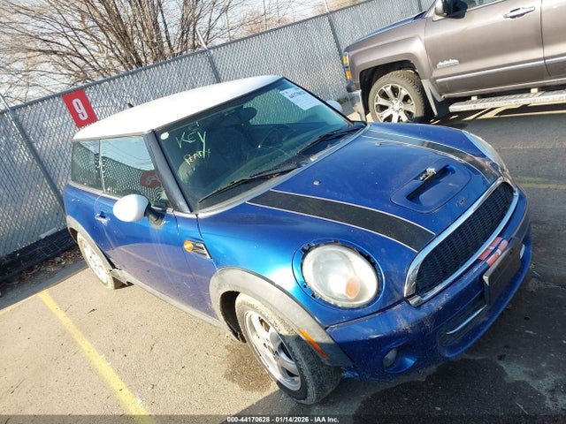 2012 MINI COOPER WMWSU3C51CT264009 Photo 0