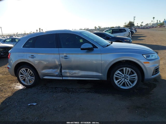 WA1BNAFY1J2126493 Audi Q5 2.0t Premium