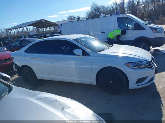 44170644 :رقم المزاد ، 3VWC57BU5MM077423 vin ، 2021 Volkswagen Jetta 1.4t R-line/1.4t S/1.4t Se مزاد بيع