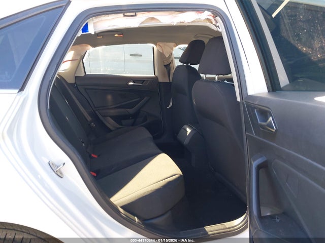44170644 :رقم المزاد ، 3VWC57BU5MM077423 vin ، 2021 Volkswagen Jetta 1.4t R-line/1.4t S/1.4t Se مزاد بيع