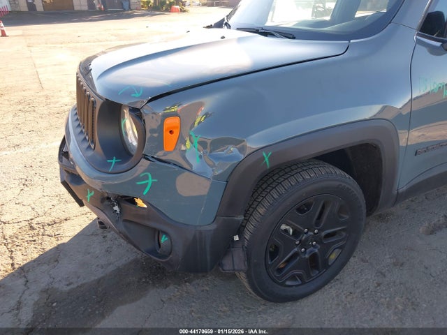 ZACCJBAB6JPH54747 Jeep Renegade Upland Edition 4x4