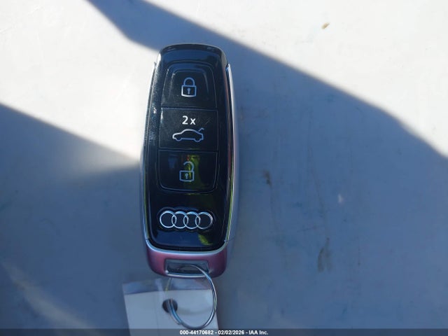 2025 AUDI A6 WAUL2BF22SN048470 Photo 10