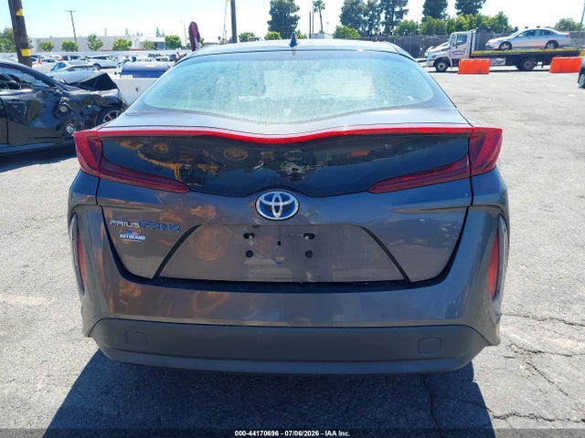 Toyota Prius Prime Plus 2018 JTDKARFP5J3092690 Image 15