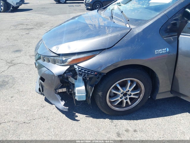 Toyota Prius Prime Plus 2018 JTDKARFP5J3092690 Image 6