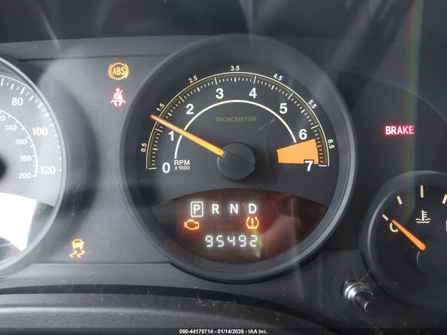 1C4NJPBA1ED813817 Jeep Patriot Altitude