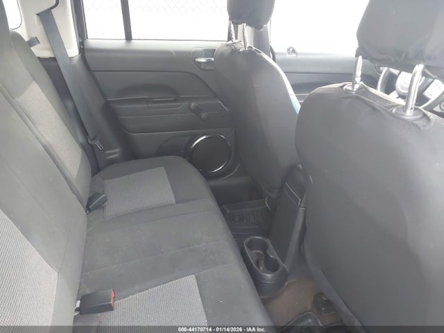 1C4NJPBA1ED813817 Jeep Patriot Altitude