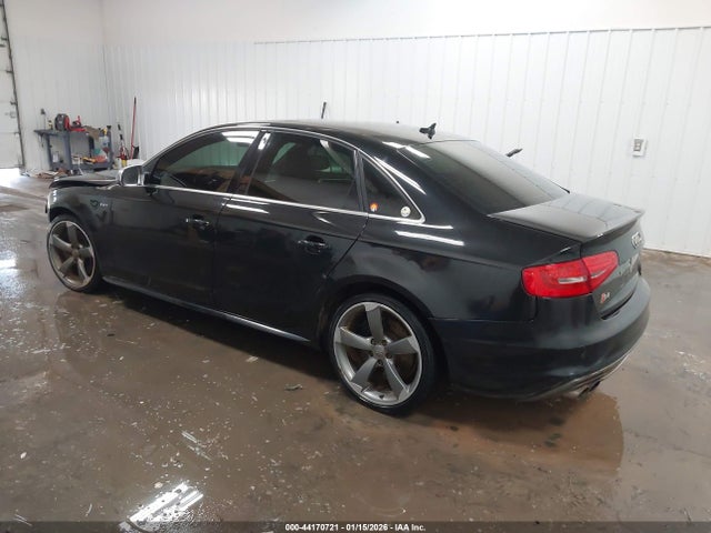 2014 AUDI S4 WAUKGAFL5EA086156 Photo 2