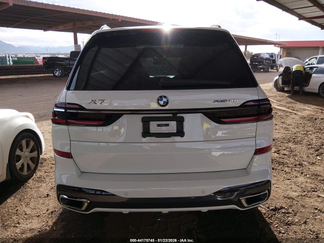 5UX23EM06R9V80711 BMW X7 Xdrive40i