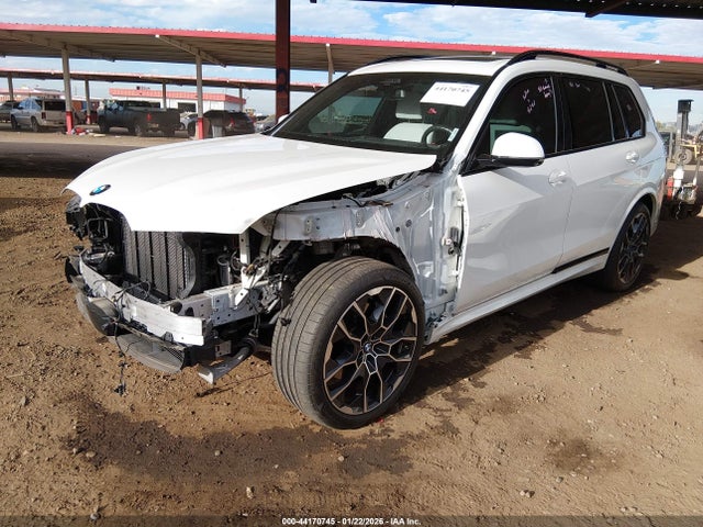 2024 BMW X7 5UX23EM06R9V80711 Photo 1
