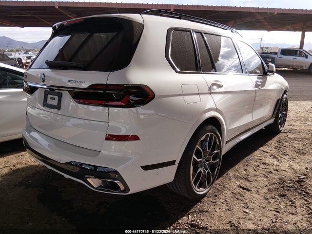2024 BMW X7 5UX23EM06R9V80711 Photo 3