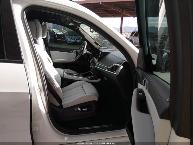 2024 BMW X7 5UX23EM06R9V80711 Photo 4