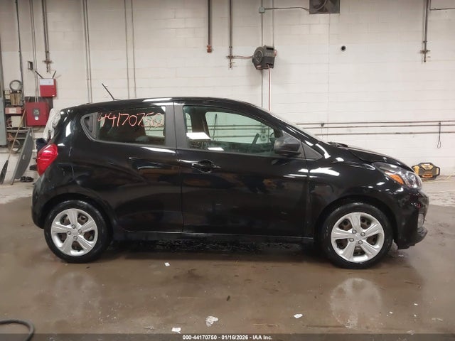 Продажа на аукционе авто 2021 Chevrolet Spark Fwd Ls Manual, vin: KL8CA6SA5MC724251, номер лота: 44170750