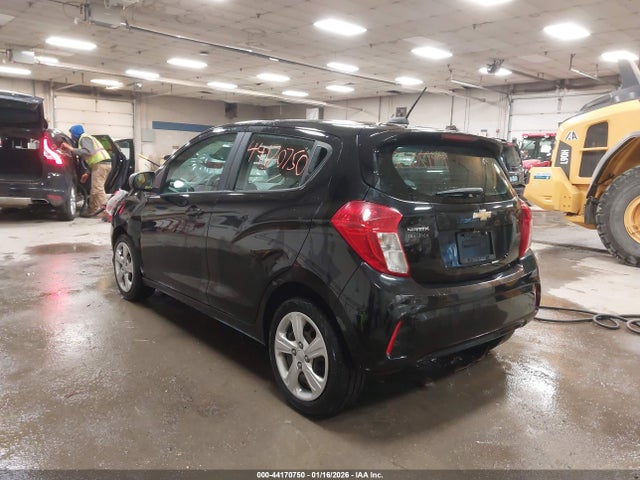 Продажа на аукционе авто 2021 Chevrolet Spark Fwd Ls Manual, vin: KL8CA6SA5MC724251, номер лота: 44170750