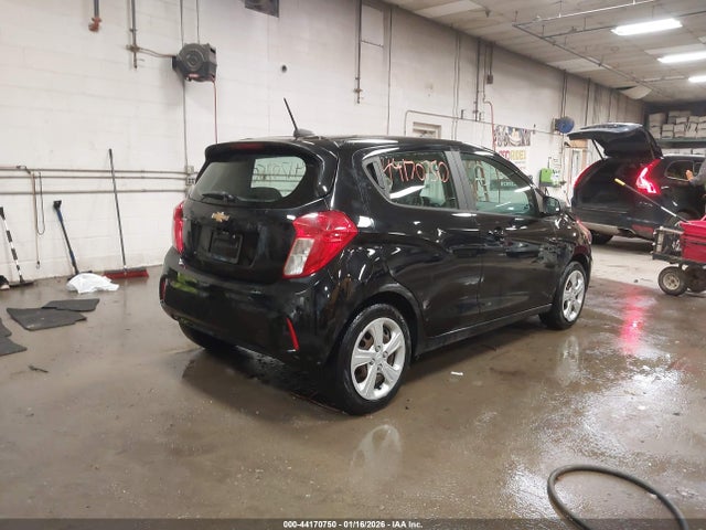 Продажа на аукционе авто 2021 Chevrolet Spark Fwd Ls Manual, vin: KL8CA6SA5MC724251, номер лота: 44170750